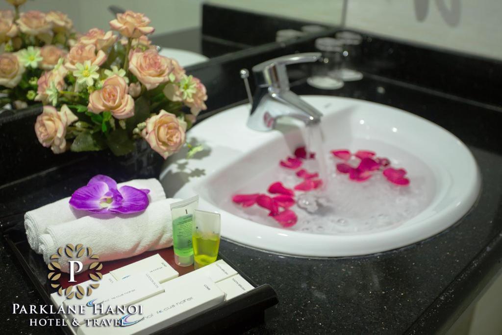 Parklane Central Hanoi Hotel Zewnętrze zdjęcie